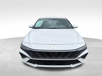 New 2026 Hyundai Elantra Hybrid FWD video 2