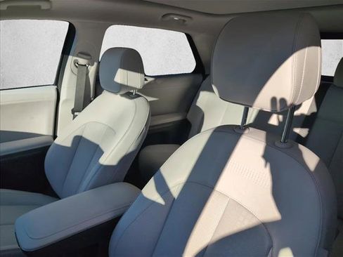 Used 2024 Hyundai Ioniq 5 Limited image 9