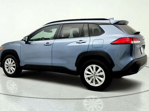 Used 2024 Toyota Corolla Cross LE FWD image 7