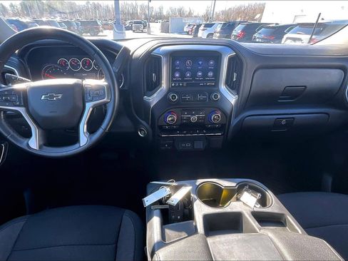 Used 2021 Chevrolet Silverado 1500 RST image 16