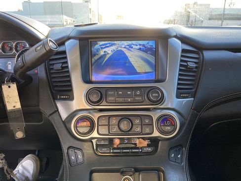 Used 2019 Chevrolet Suburban LT image 11