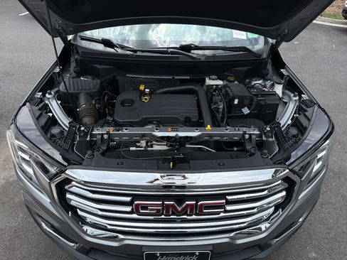Used 2023 GMC Terrain SLT w/ Tech Package FWD image 36