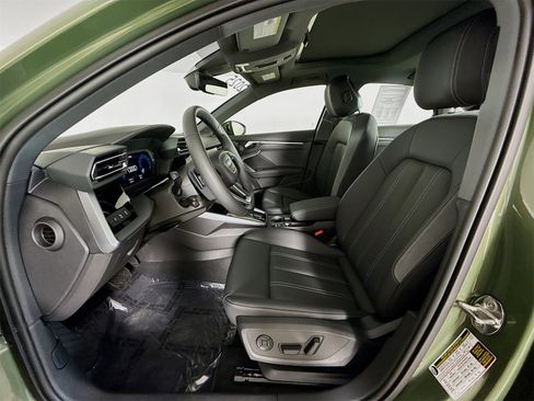 Used 2025 Audi A3 2.0T Premium Plus w/ Premium Plus Package image 21