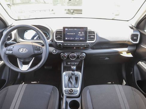 New 2026 Hyundai Venue SEL FWD image 18