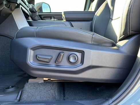 New 2026 Toyota Tundra SR5 image 13