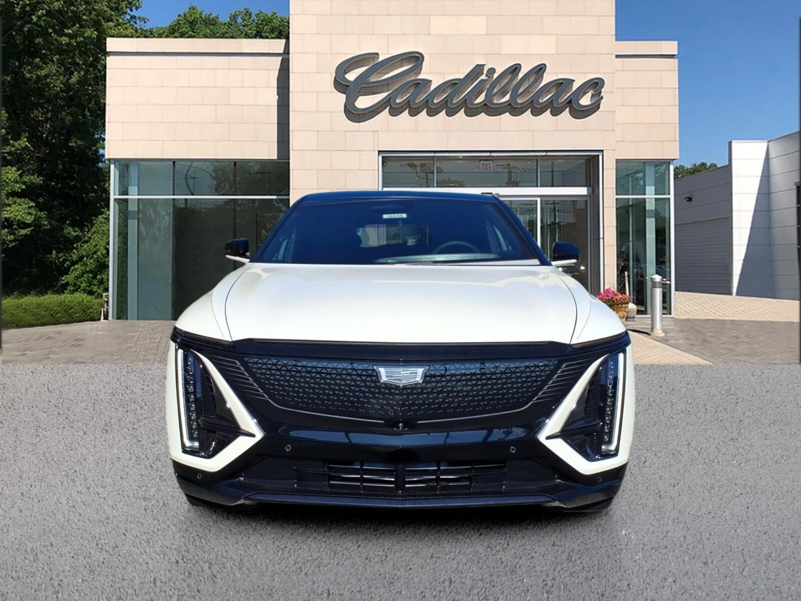 New 2027 Cadillac Lyriq Sport RWD image 8