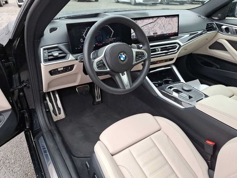 Used 2024 BMW 430i xDrive Coupe w/ M Sport Package AWD/4WD image 9