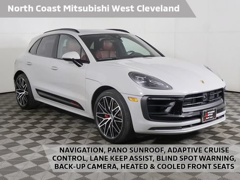 Used 2023 Porsche Macan S AWD/4WD image 1