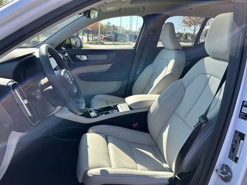 New 2026 Volvo XC40 B5 Plus w/ Climate Package image 16
