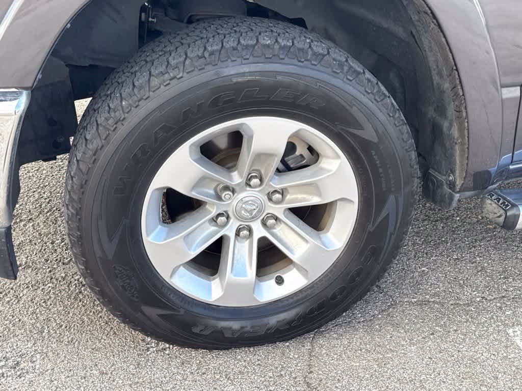 Used 2021 RAM 1500 Laramie AWD/4WD image 12