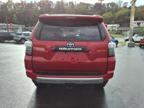 Used 2023 Toyota 4Runner TRD Off-Road image 6