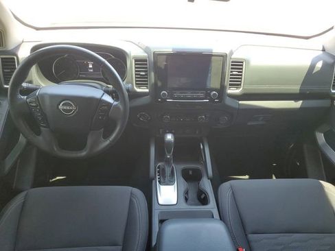 Certified 2024 Nissan Frontier SV w/ SV Convenience Package AWD/4WD image 11