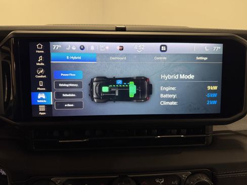 Used 2025 Jeep Wrangler Unlimited Sahara image 12