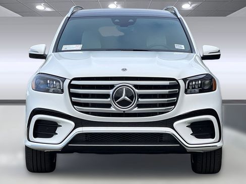 New 2026 Mercedes-Benz GLS 580 4MATIC image 5