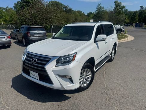 Used 2015 Lexus GX 460 w/ Premium Package AWD/4WD image 2