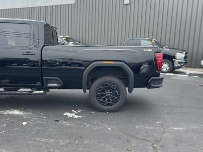 Used 2024 GMC Sierra 2500 SLT w/ SLT Premium Package