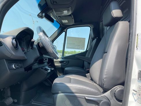 New 2025 Mercedes-Benz Sprinter 2500 image 6