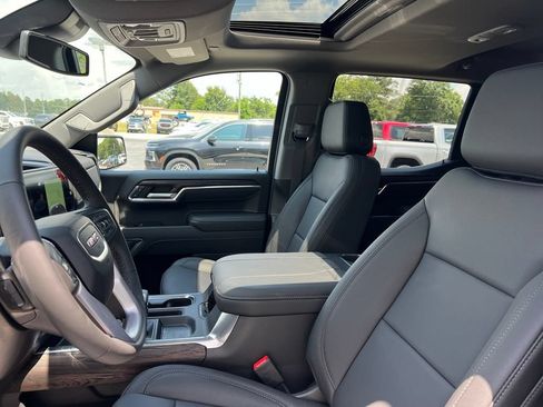 New 2026 GMC Sierra 1500 SLT w/ SLT Premium Plus Package AWD/4WD image 11