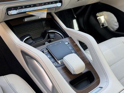 New 2026 Mercedes-Benz GLE 450 4MATIC Coupe image 9