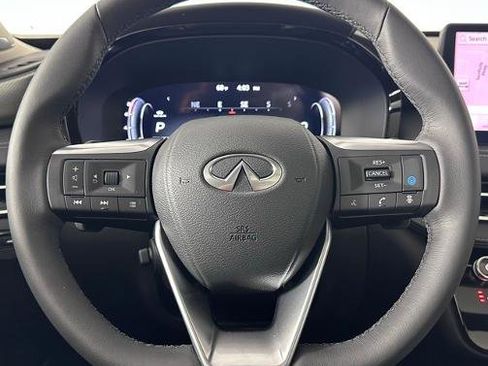 Certified 2025 INFINITI QX60 Luxe w/ Vision Package image 15