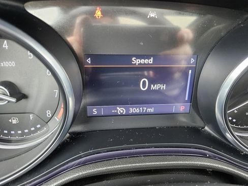 Certified 2023 Buick Encore GX Essence w/ Experience Buick Package image 40