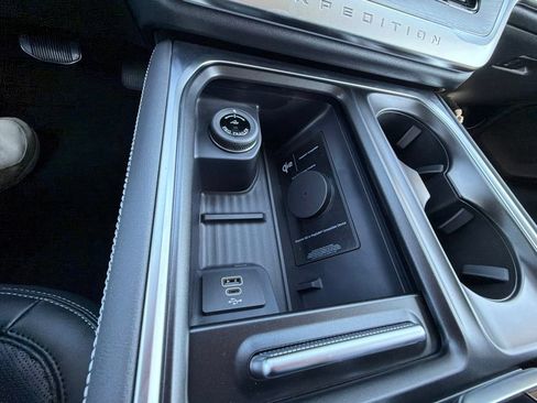 New 2027 Ford Expedition Max Platinum w/ Driver's Package AWD/4WD image 6