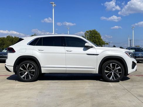 New 2025 Volkswagen Atlas Cross Sport SEL Premium R-Line image 7