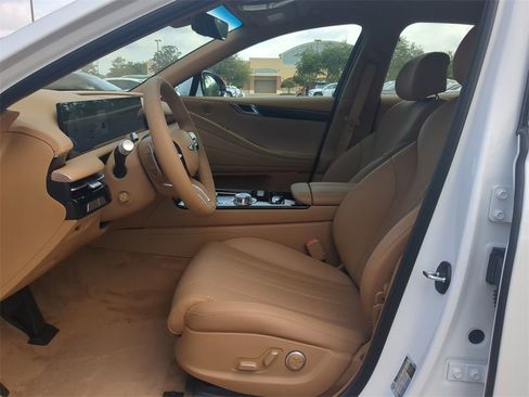 Used 2025 Genesis G80 2.5T image 19