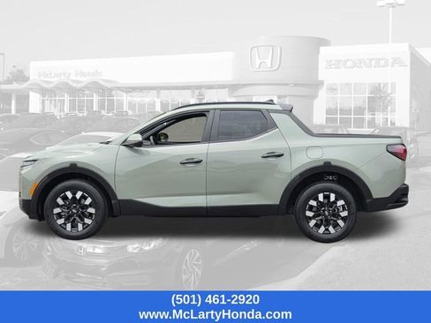 Used 2025 Hyundai Santa Cruz SEL FWD image 2