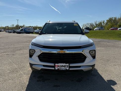Used 2024 Chevrolet TrailBlazer LT w/ Driver Confidence Package image 13