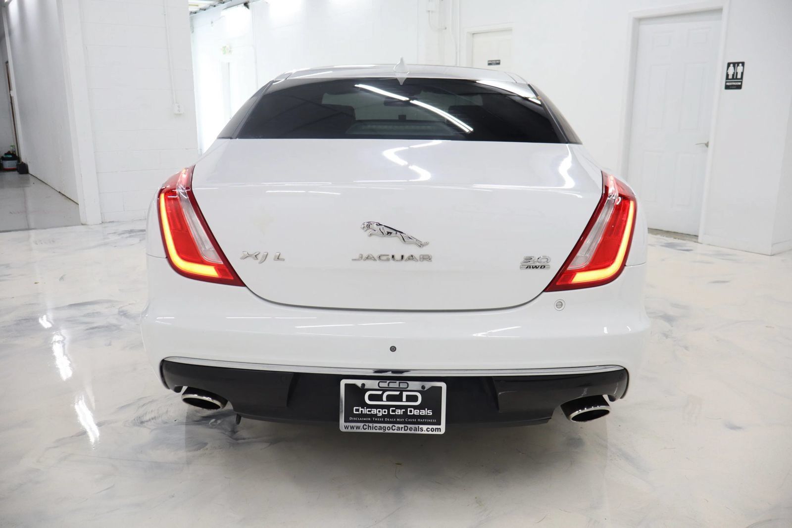 Used 2016 Jaguar XJ L Portfolio AWD/4WD image 6