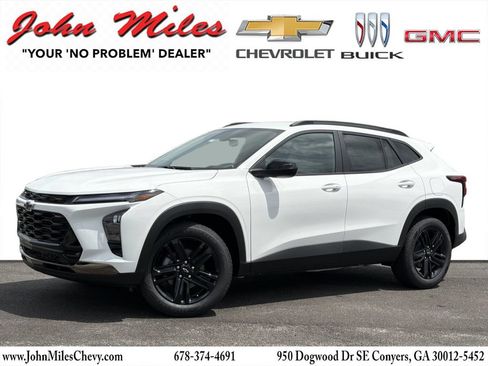 New 2026 Chevrolet Trax ACTIV w/ Driver Confidence Package FWD image 1