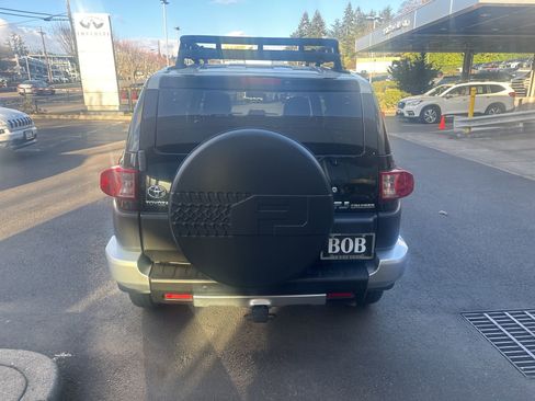Used 2007 Toyota FJ Cruiser 4WD image 4
