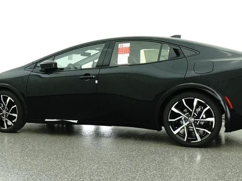 New 2026 Toyota Prius Plug-In Hybrid FWD image 53
