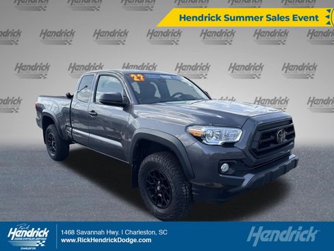 Used 2022 Toyota Tacoma SR w/ SX Package RWD image 1