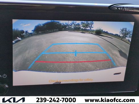 Used 2023 Toyota Corolla LE image 18