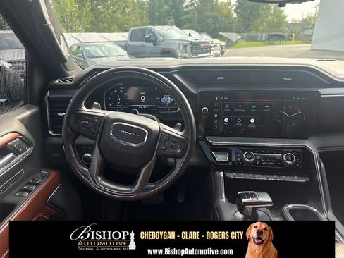 Used 2024 GMC Sierra 1500 Denali Ultimate AWD/4WD image 17