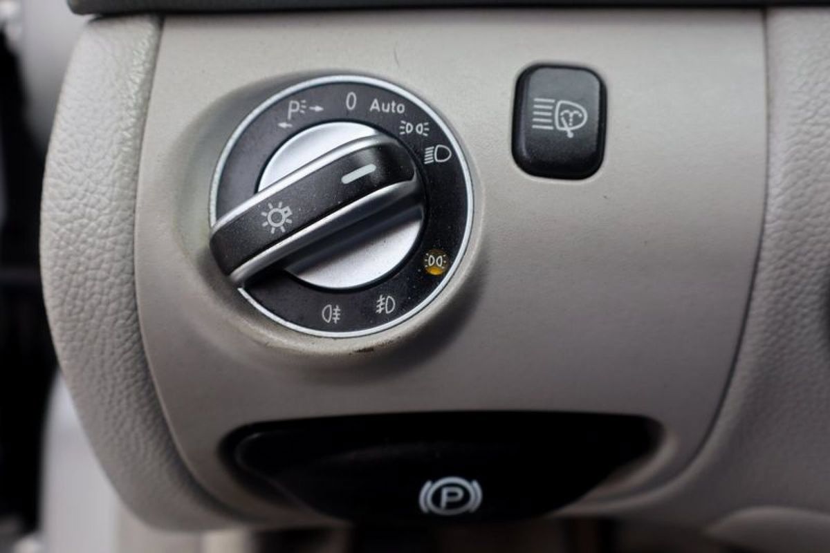 Used 2004 Mercedes-Benz SL 500 image 27