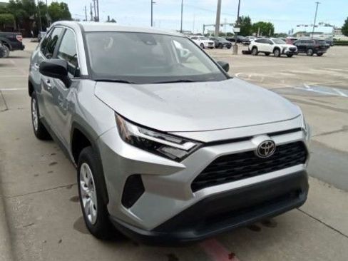 Used 2025 Toyota RAV4 LE image 2