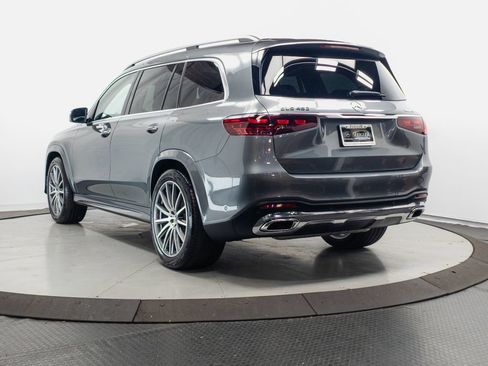 Used 2025 Mercedes-Benz GLS 450 4MATIC image 32