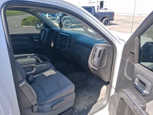 Used 2015 GMC Sierra 1500 2WD Regular Cab image 9