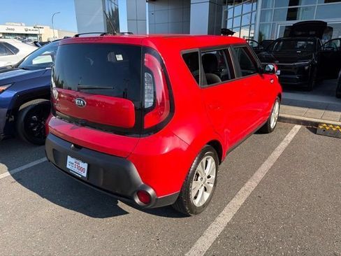Used 2015 Kia Soul + FWD image 5