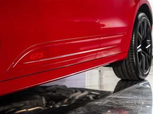 New 2026 Porsche Macan GTS image 32