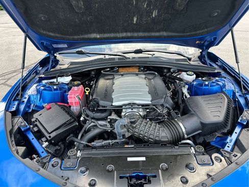 Used 2018 Chevrolet Camaro SS RWD image 11