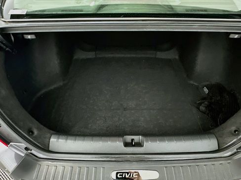 Used 2018 Honda Civic EX-L image 30