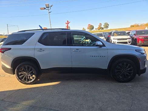 Used 2022 Chevrolet Traverse RS w/ LPO, Floor Liner Package image 12