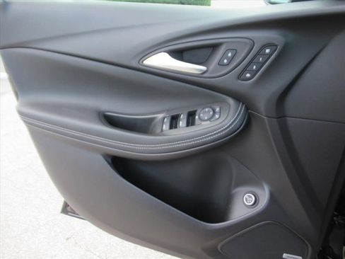 New 2026 Buick Encore GX Avenir w/ Avenir Technology Package image 28