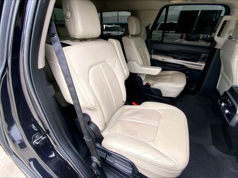 Used 2020 Ford Expedition Platinum image 20