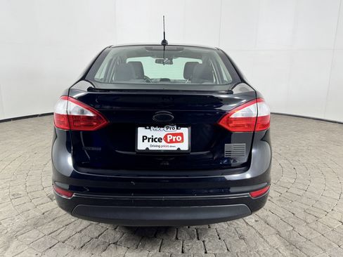 Used 2019 Ford Fiesta SE image 5