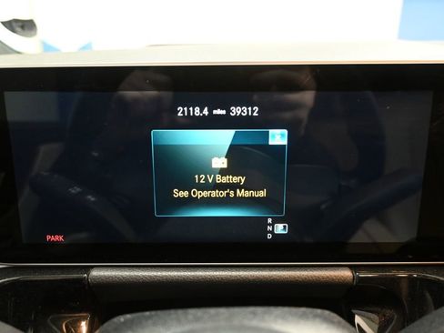 Used 2021 Mercedes-Benz GLA 250 250 4MATIC image 30